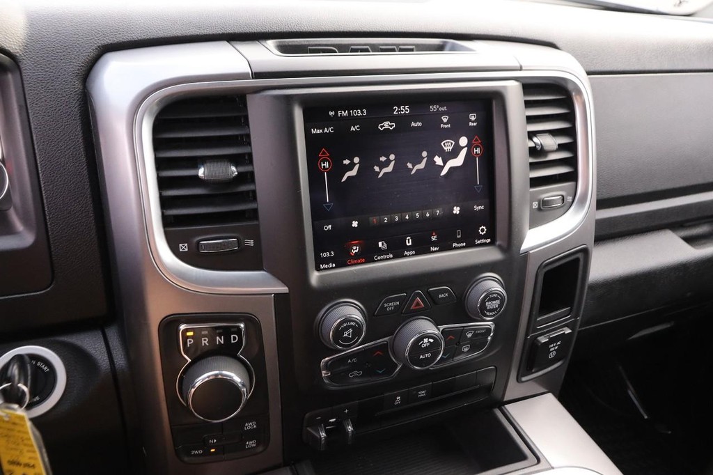 Ram 1500 Classic Vehicle Image 14