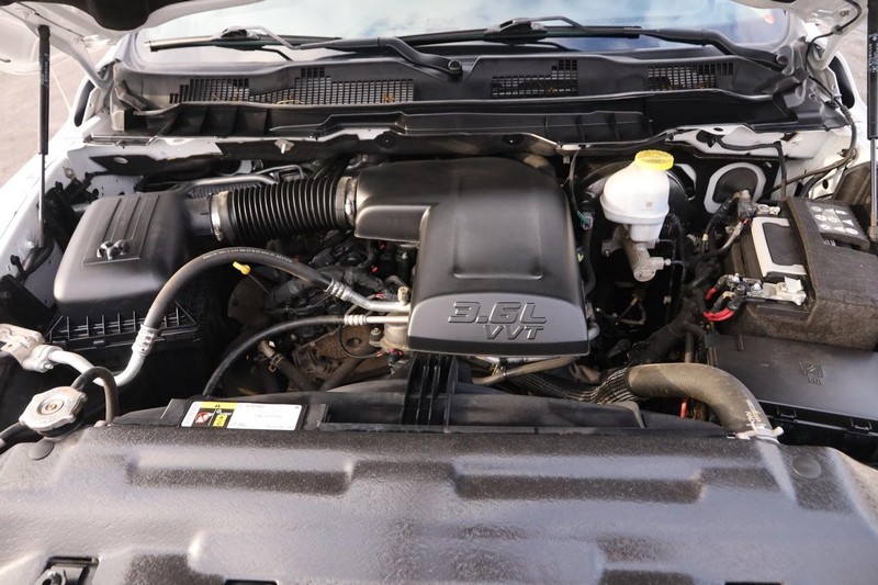 Ram 1500 Classic Vehicle Image 24