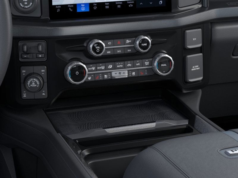 Ford Super Duty F-350 SRW Vehicle Image 15