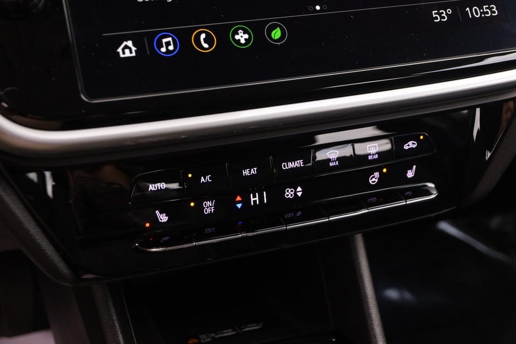 Chevrolet Bolt EUV Vehicle Image 17