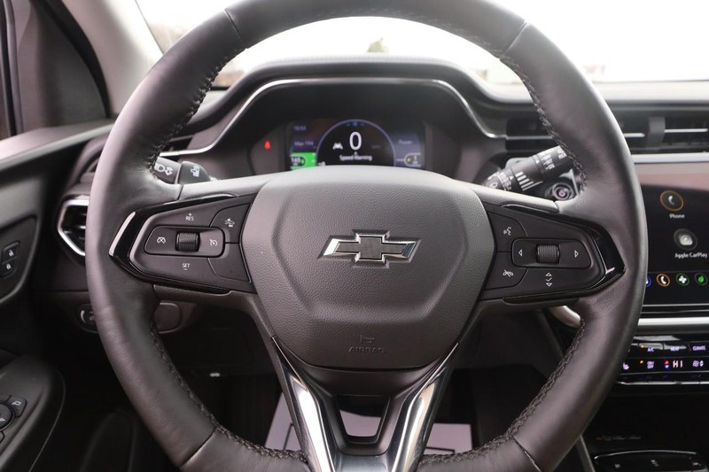 Chevrolet Bolt EUV Vehicle Full-screen Gallery Image 10