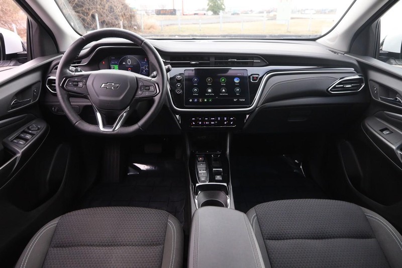 Chevrolet Bolt EUV Vehicle Full-screen Gallery Image 19