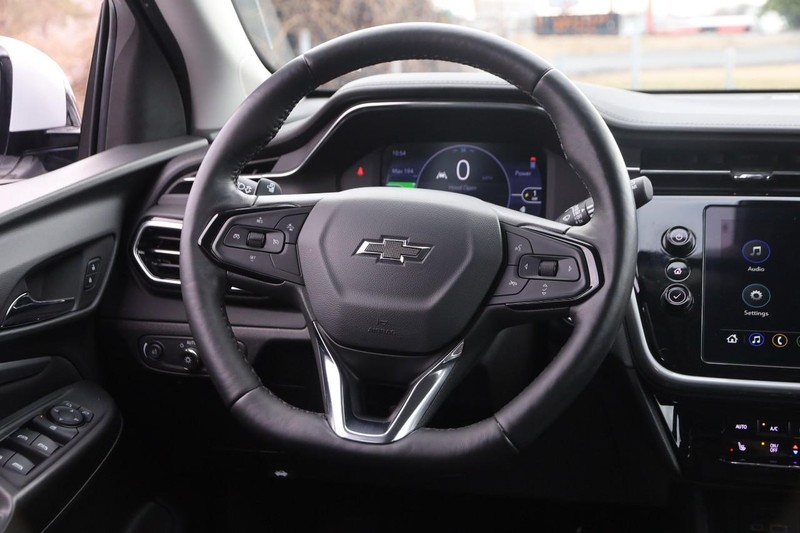 Chevrolet Bolt EUV Vehicle Full-screen Gallery Image 21