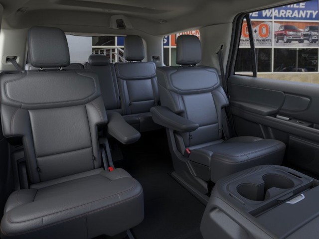 Ford Expedition Vehicle Image 11