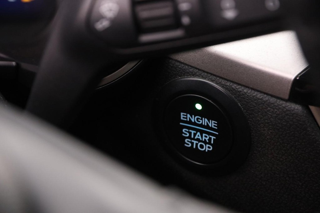 Ford Escape Vehicle Image 14