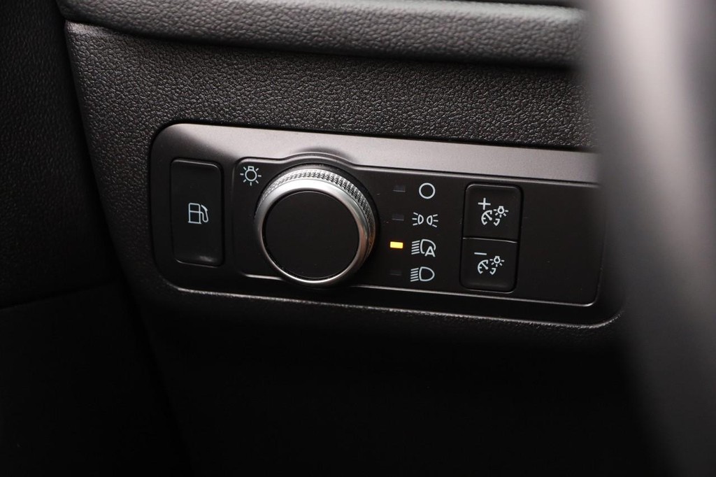 Ford Escape Vehicle Image 19