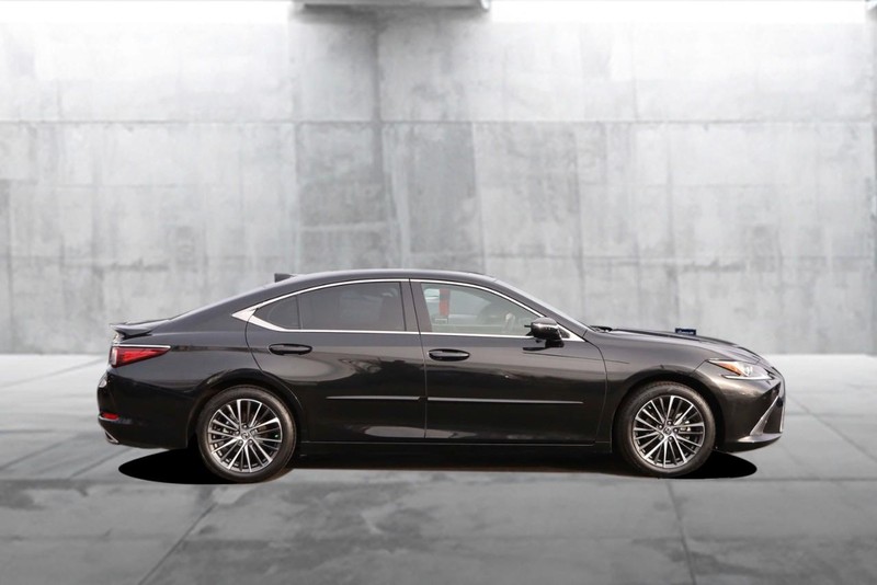 Lexus ES Vehicle Image 05