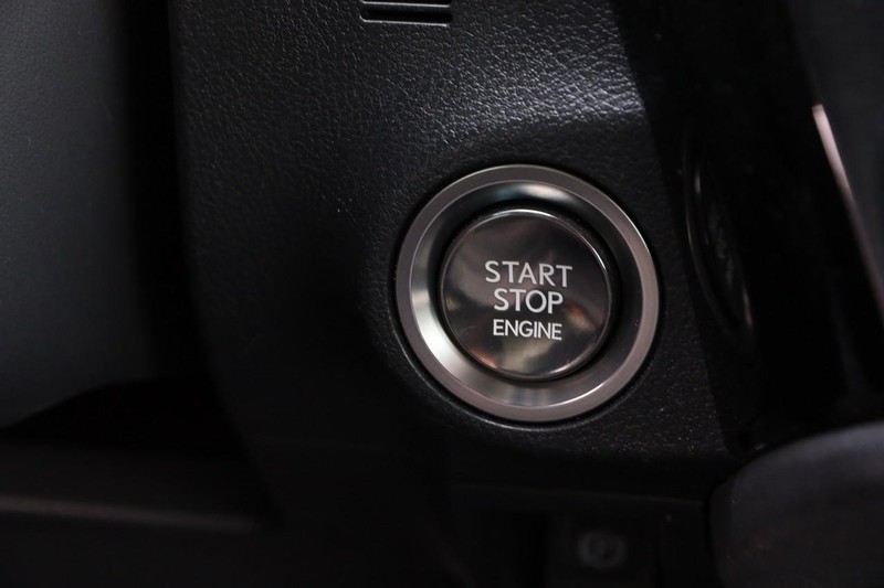 Lexus ES Vehicle Image 15