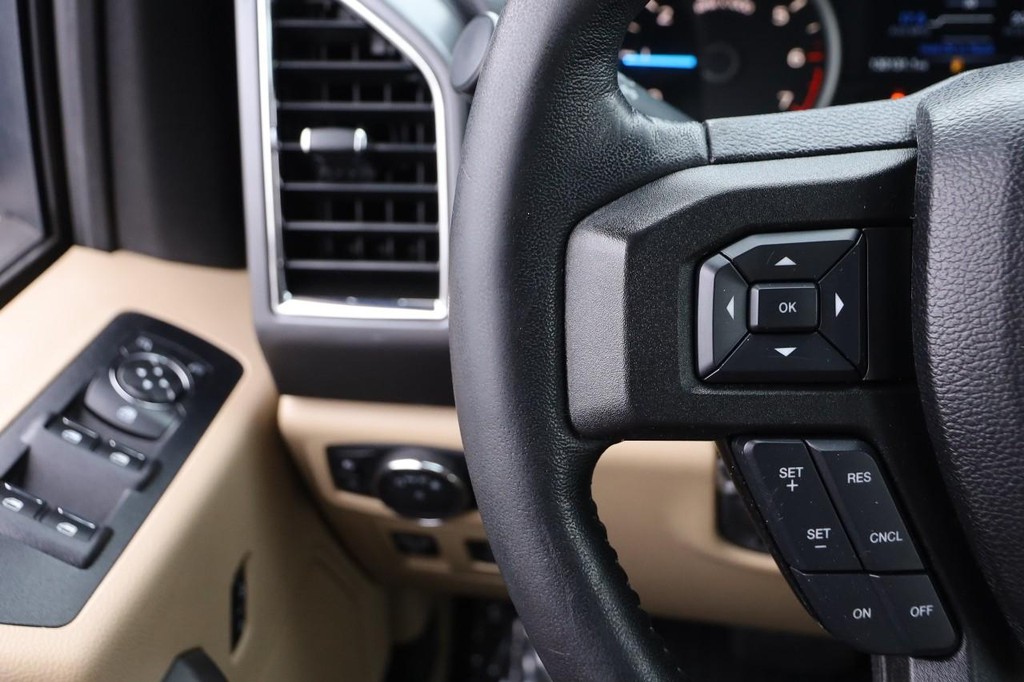 Ford F-150 Vehicle Image 11