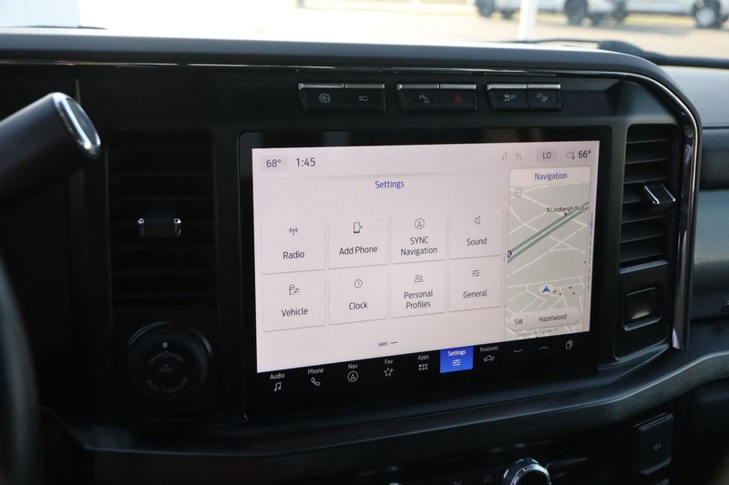 Ford Super Duty F-350 SRW Vehicle Image 15