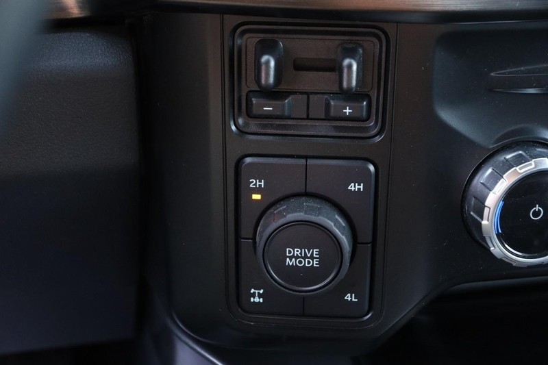 Ford Super Duty F-350 SRW Vehicle Image 19