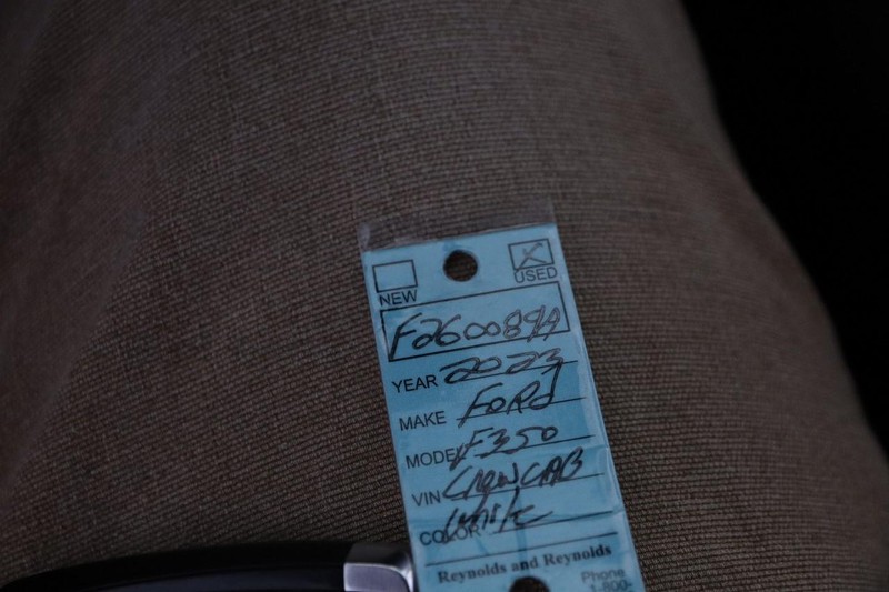 Ford Super Duty F-350 SRW Vehicle Image 30