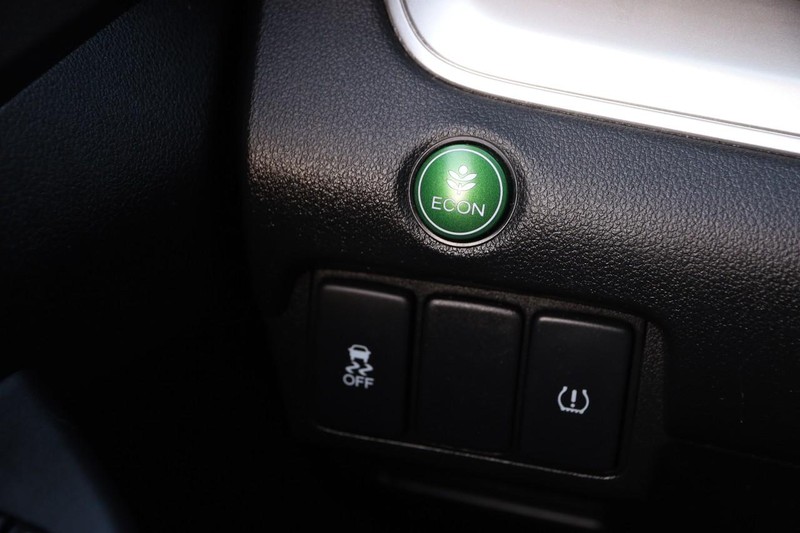 Honda CR-V Vehicle Image 21