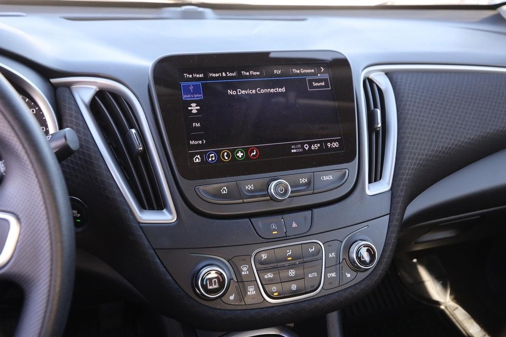 Chevrolet Malibu Vehicle Image 15