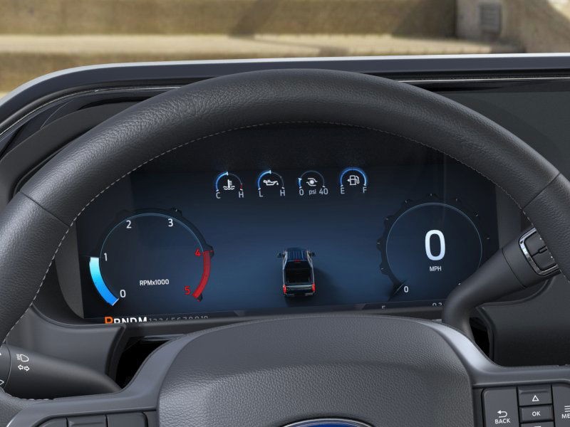 Ford Super Duty F-350 DRW Vehicle Image 13