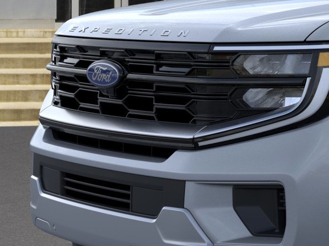Ford Expedition Vehicle Image 17