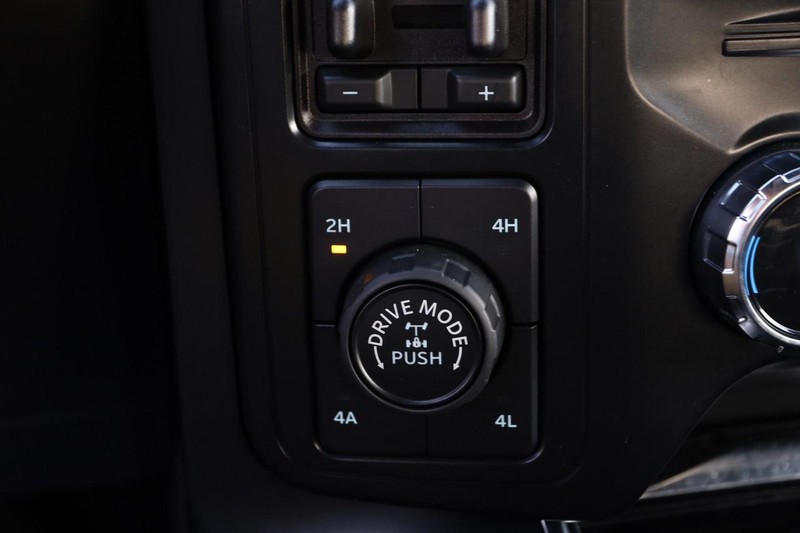 Ford F-150 Vehicle Full-screen Gallery Image 19