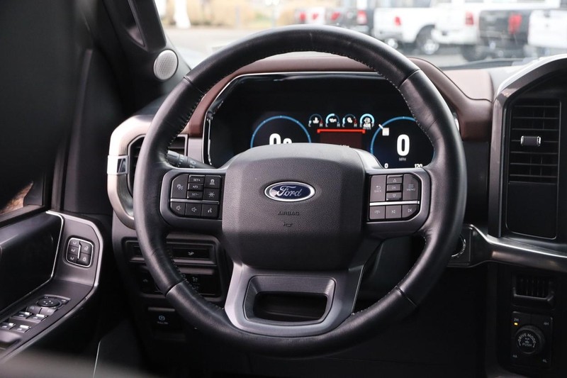 Ford F-150 Vehicle Full-screen Gallery Image 22