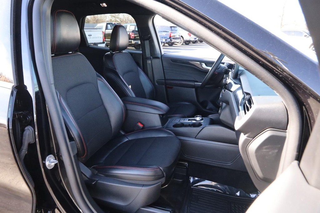 Ford Escape Vehicle Image 25