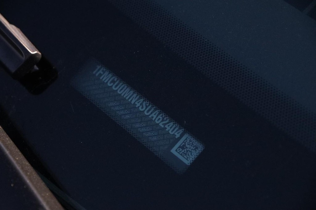 Ford Escape Vehicle Image 28