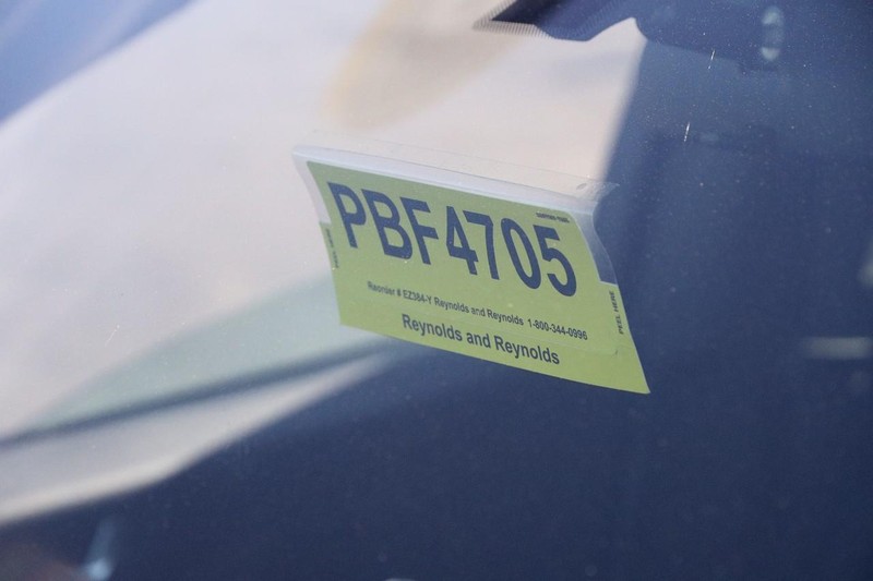 Ford Escape Vehicle Full-screen Gallery Image 27