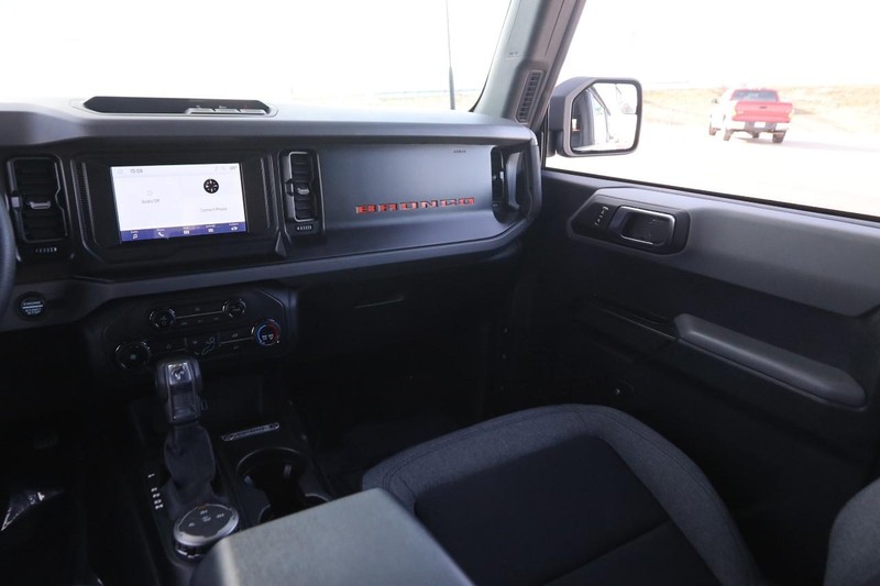 Ford Bronco Vehicle Image 25