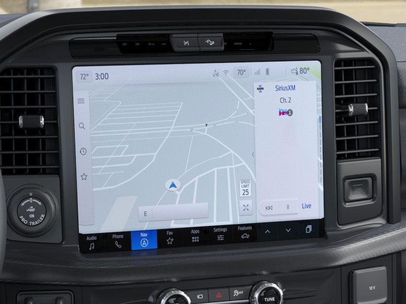 Ford F-150 Vehicle Full-screen Gallery Image 14