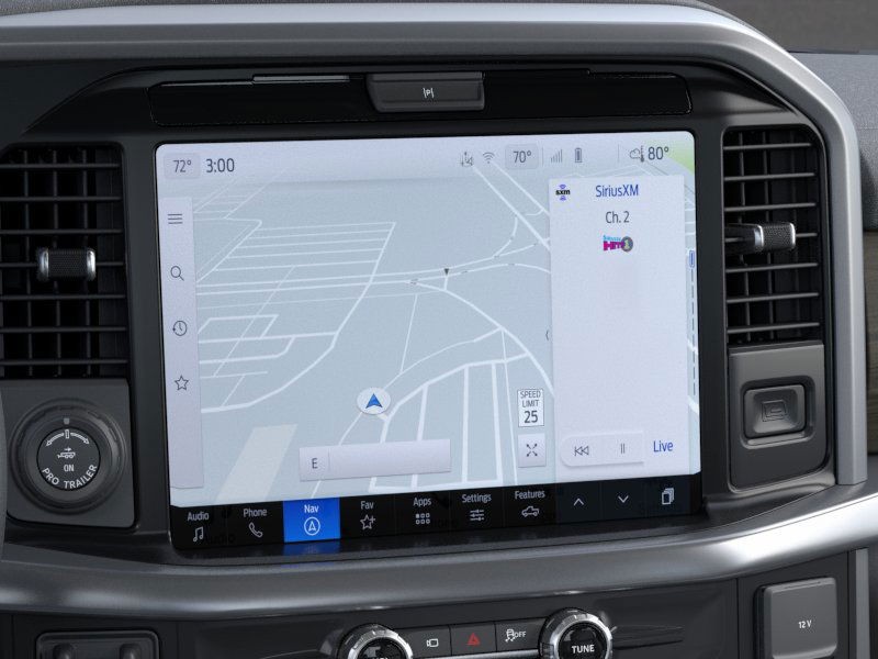 Ford F-150 Vehicle Full-screen Gallery Image 14