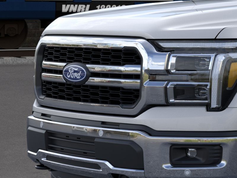 Ford F-150 Vehicle Full-screen Gallery Image 17