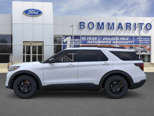 Ford Explorer Vehicle Image 03