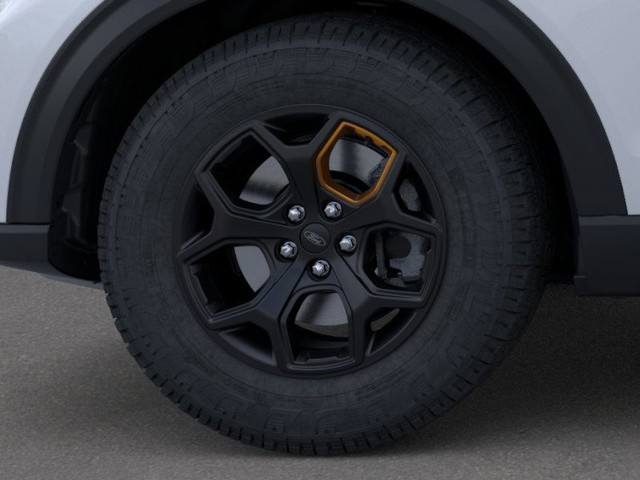 Ford Explorer Vehicle Image 19