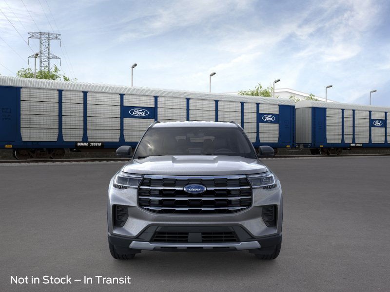 Ford Explorer Vehicle Full-screen Gallery Image 6