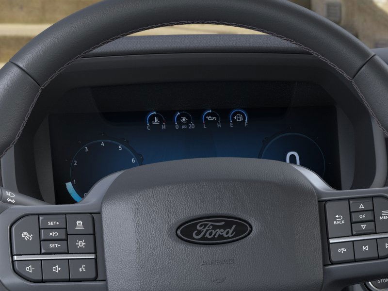 Ford F-150 Vehicle Full-screen Gallery Image 13