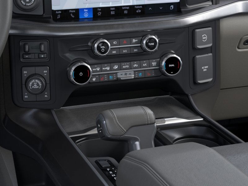 Ford F-150 Vehicle Full-screen Gallery Image 15