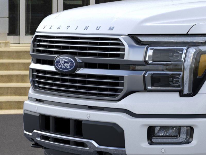 Ford F-150 Vehicle Full-screen Gallery Image 17