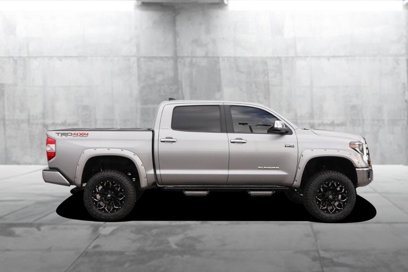 Toyota Tundra 4WD Vehicle Image 05