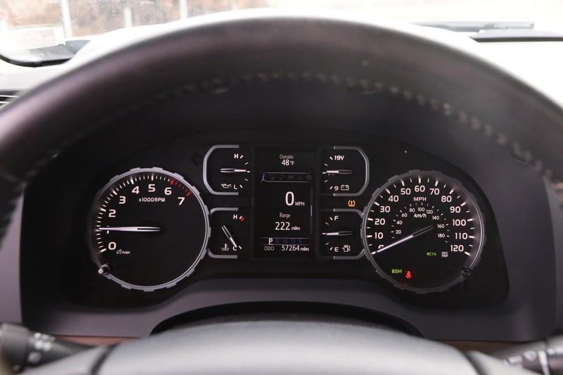 Toyota Tundra 4WD Vehicle Image 13