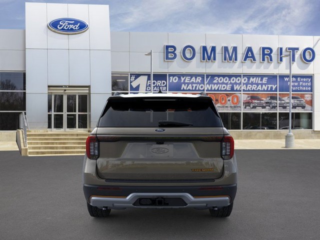 Ford Explorer Vehicle Image 05