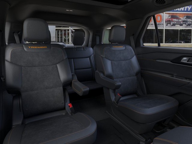 Ford Explorer Vehicle Image 11