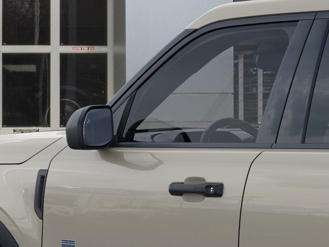 Ford Bronco Sport Vehicle Full-screen Gallery Image 20