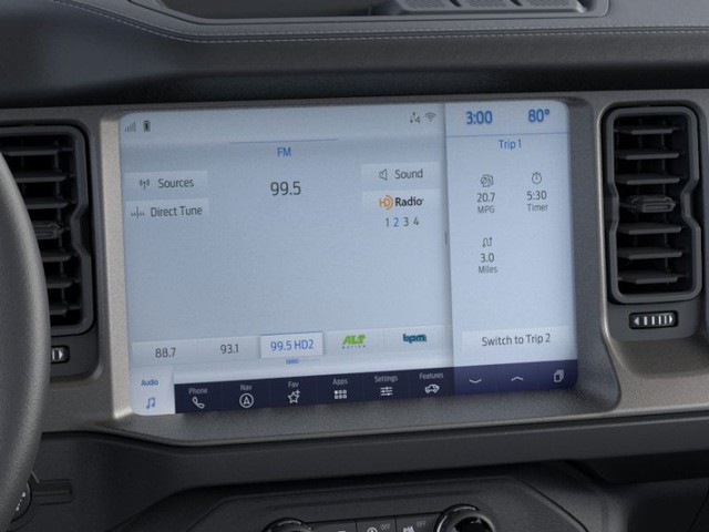 Ford Bronco Vehicle Full-screen Gallery Image 15