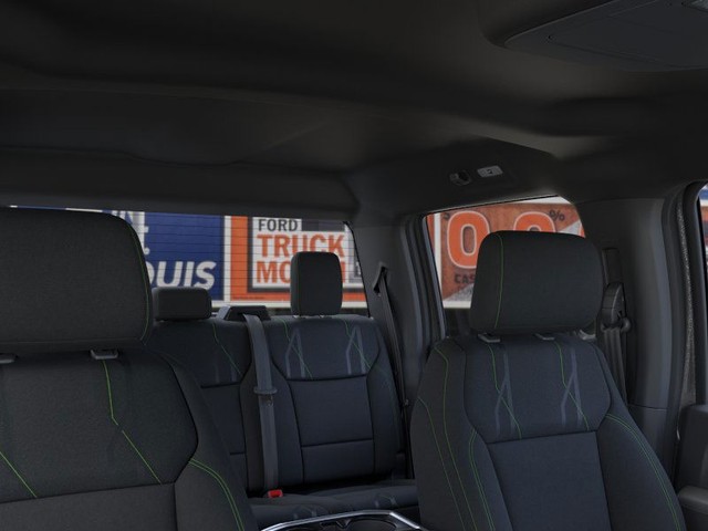 Ford F-150 Vehicle Full-screen Gallery Image 22
