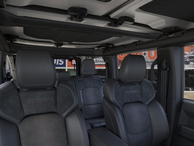 Ford Bronco Vehicle Full-screen Gallery Image 12