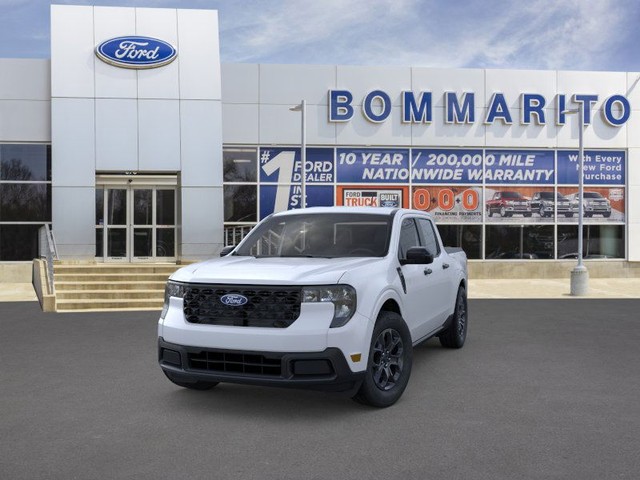 Ford Maverick Vehicle Full-screen Gallery Image 2