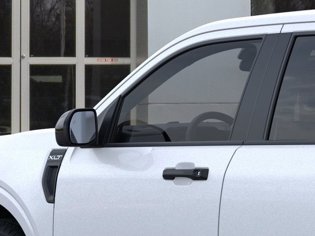 Ford Maverick Vehicle Full-screen Gallery Image 21