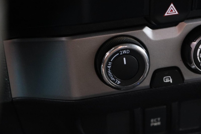 Toyota Tacoma 4WD Vehicle Image 18