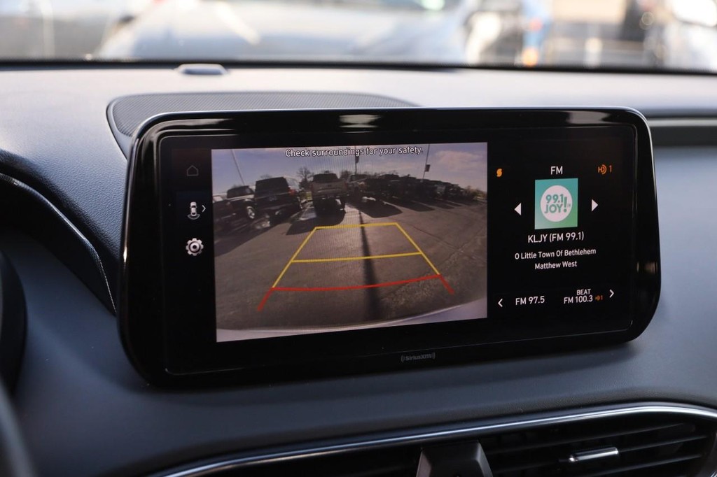 Hyundai Santa Fe Vehicle Image 17