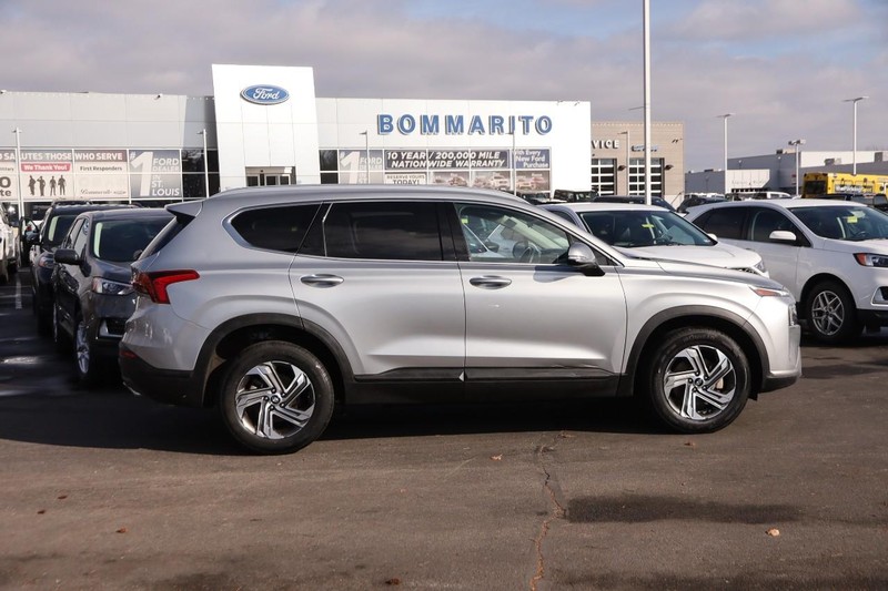 Hyundai Santa Fe Vehicle Image 05