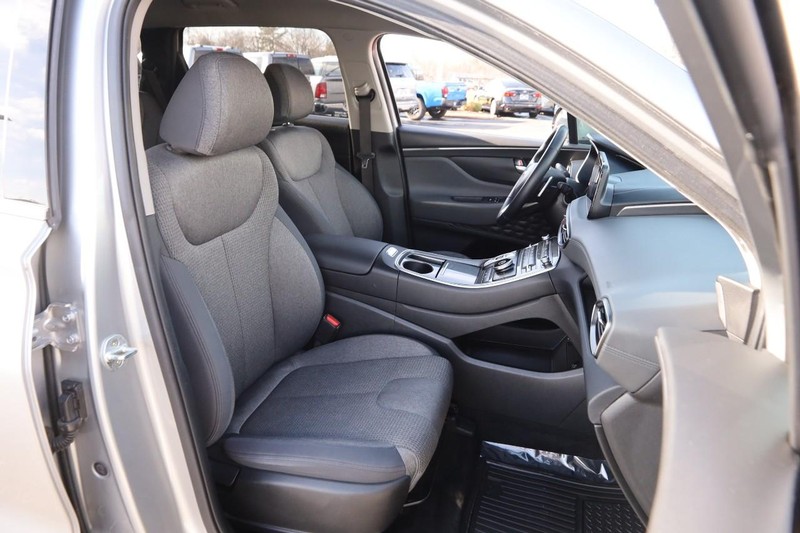 Hyundai Santa Fe Vehicle Image 26