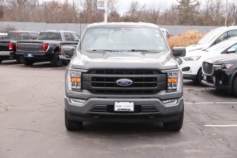 Ford F-150 Vehicle Full-screen Gallery Image 4